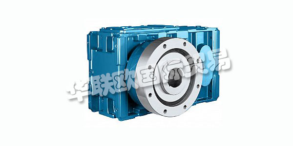 PIV DRIVES 是全球知名的機械齒輪裝置生產(chǎn)商，產(chǎn)品廣泛應用于塑料和橡膠領域。自1928年成立于德國，他們是建造齒輪箱的專家，可滿足現(xiàn)代工業(yè)的苛刻要求 - 在質(zhì)量，可靠性，卓越性能和預期壽命方面。這些只是PIV產(chǎn)品聲譽卓著的主要原因，另一個是著名的“德國制造”方法。