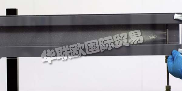 德國PFINDER主要產品:PFINDER防護蠟、清洗劑等。PFINDER是一家成功且獨立的公司,已有100多年的歷史。 Pfinder公司成立于1884年,從其作為頂級制造商和“符騰堡皇家法院供應商”的角色發展成為汽車行業,供應商和其他行業領域的靈活,稱職和創新的合作伙伴。 40多年蠟保護經驗的結果是獲得汽車行業OEM認證的產品,在空腔保護方面的市場領導地位以及他們在全球70多家汽車工廠中永久使用他們的產品。 Pfinder產品每年用于超過9,000,000個體內。