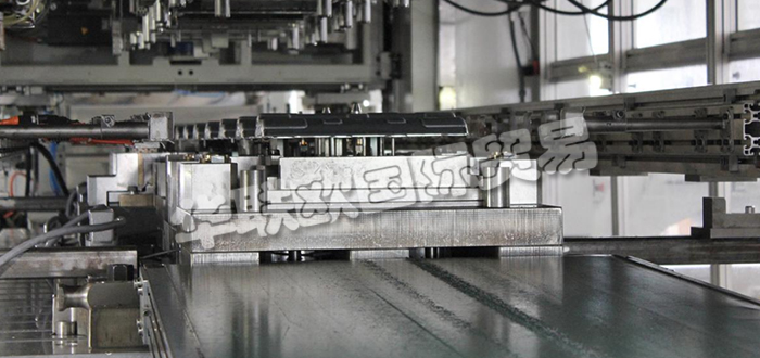 德國HELMERDING公司主要供應:德國HELMERDING壓力機,HELMERDING輸送系統,傳輸單元,單柱壓力機,雙柱壓力機,矯直機,開卷機,印刷機,卷材進料系統等產品。