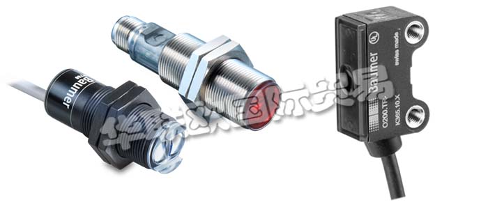 BAUMER傳感器,漫反射式傳感器基于三角測量原理,集發射器和接收器于一身,分析光的入射角,可檢測各種顏色、表面或背景的物體。即便是最小可識別物體,也能對其進行極為快速、精確的位置檢測,用于機器人和電子元件,可自動設置物體檢測參數,例如在格式校準時,即使距離較遠,也能夠可靠地檢測物體。