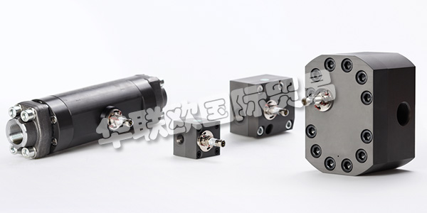 傳感器是一種檢測裝置,能感受到被測量的信息,并能將感受到的信息,按一定規律變換成為電信號或其他所需形式的信息輸出,以滿足信息的傳輸、處理、存儲、顯示、記錄和控制等要求。傳感器在我們生活中的應用范圍很廣,種類也繁多,大到一輛汽車,小到一個智能手環。下文為您介紹MARPOSS傳感器3602220005。